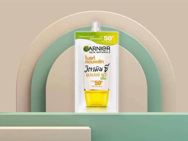 ครีมกันแดด การ์นิเย่ ไบรท์ คอมพลีท ซุปเปอร์ ยูวี สูตรคุมมัน